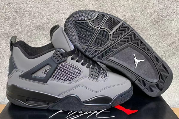 Air Jordan 4 Retro 53